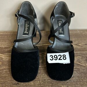 Unlisted size 7-1/2 balance upper  black heels 2”